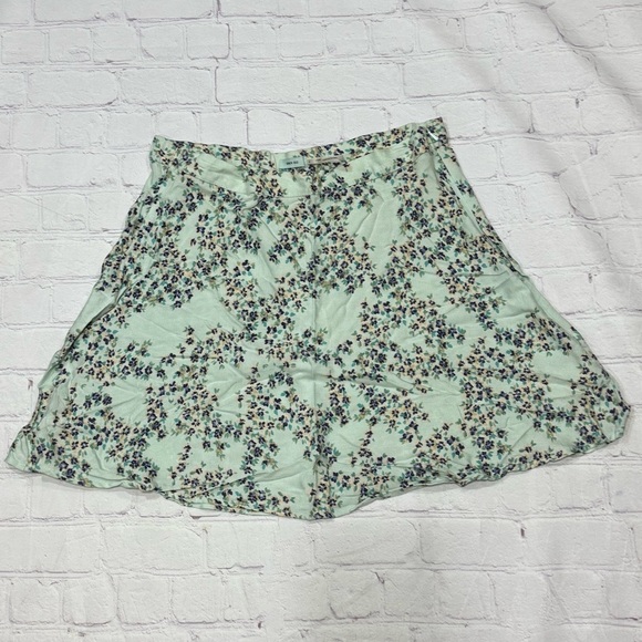 Kimchi Blue Dresses & Skirts - Kimchi & Blue from Urban Outfitters of Anthropologie Floral Mint Green Skirt M